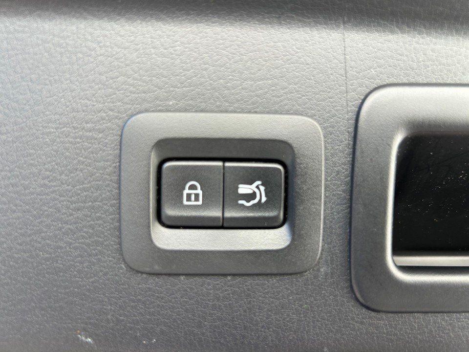 Fahrzeugabbildung Mazda CX-30 SKY-G 150 6AG SELECTION DES/PRE-P BOSE 1HD