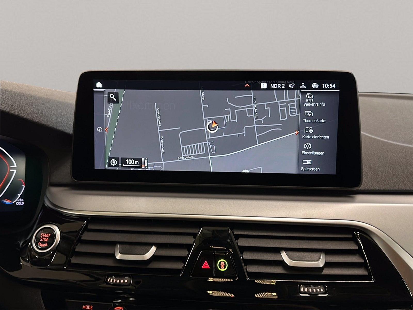 BMW 530i Touring AHK LiveCockpitProf Head-Up Kamera