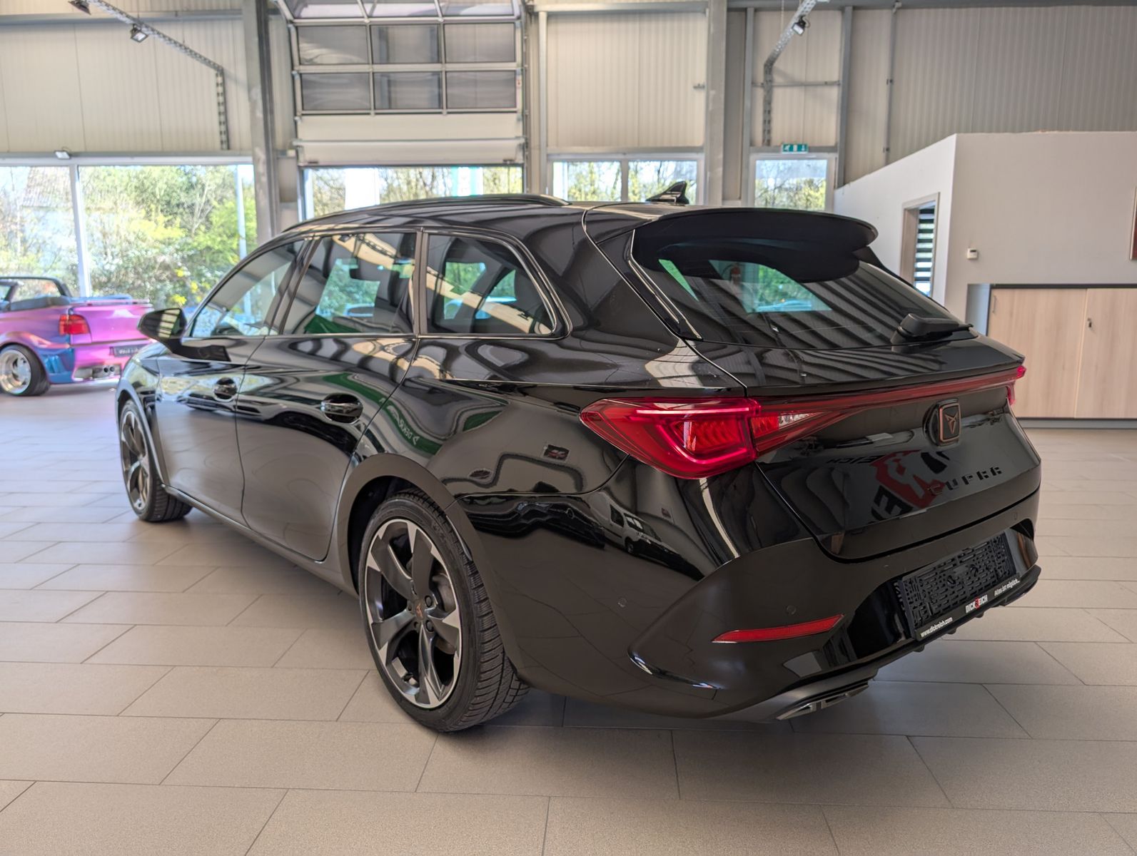Fahrzeugabbildung CUPRA Leon 1.5eTSI DSG Matrix Kamera Vision+ Full Link