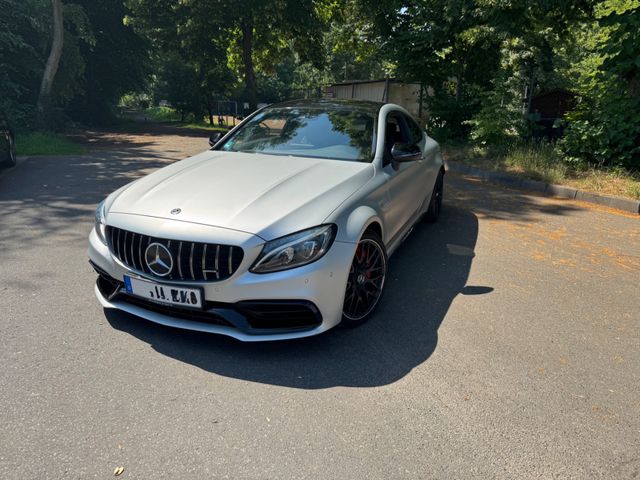 MERCEDES-BENZ C 63 AMG Mercedes-AMG C 63 S Autom. Mercedes...