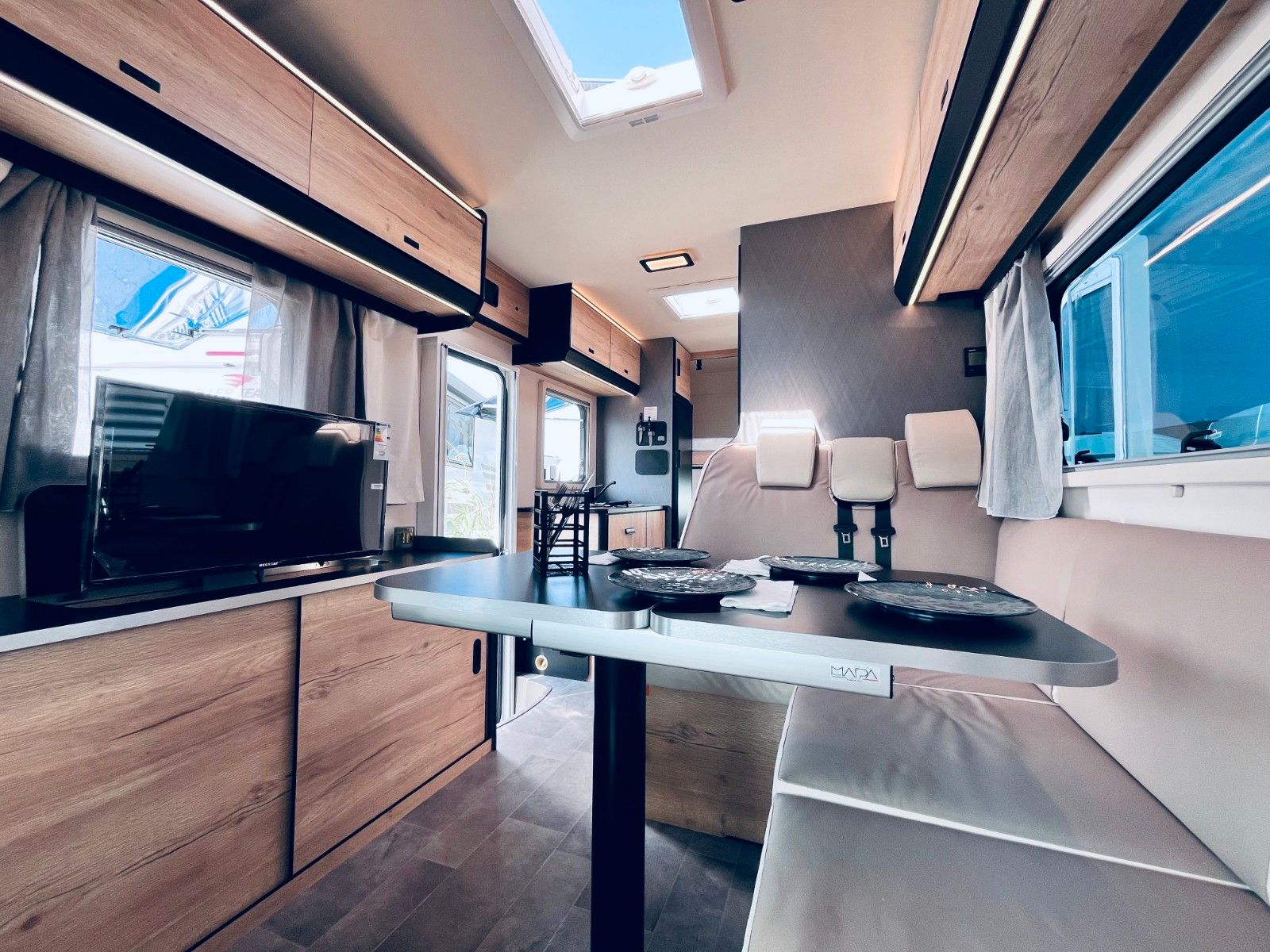 Fahrzeugabbildung XGO Dynamic 39 Lounge Modell 2026 ALL-IN