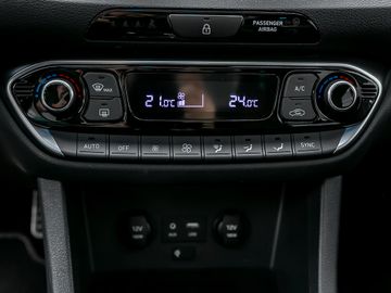 Hyundai i30 2.0 N Performance Fernlicht-Assistent Pano.