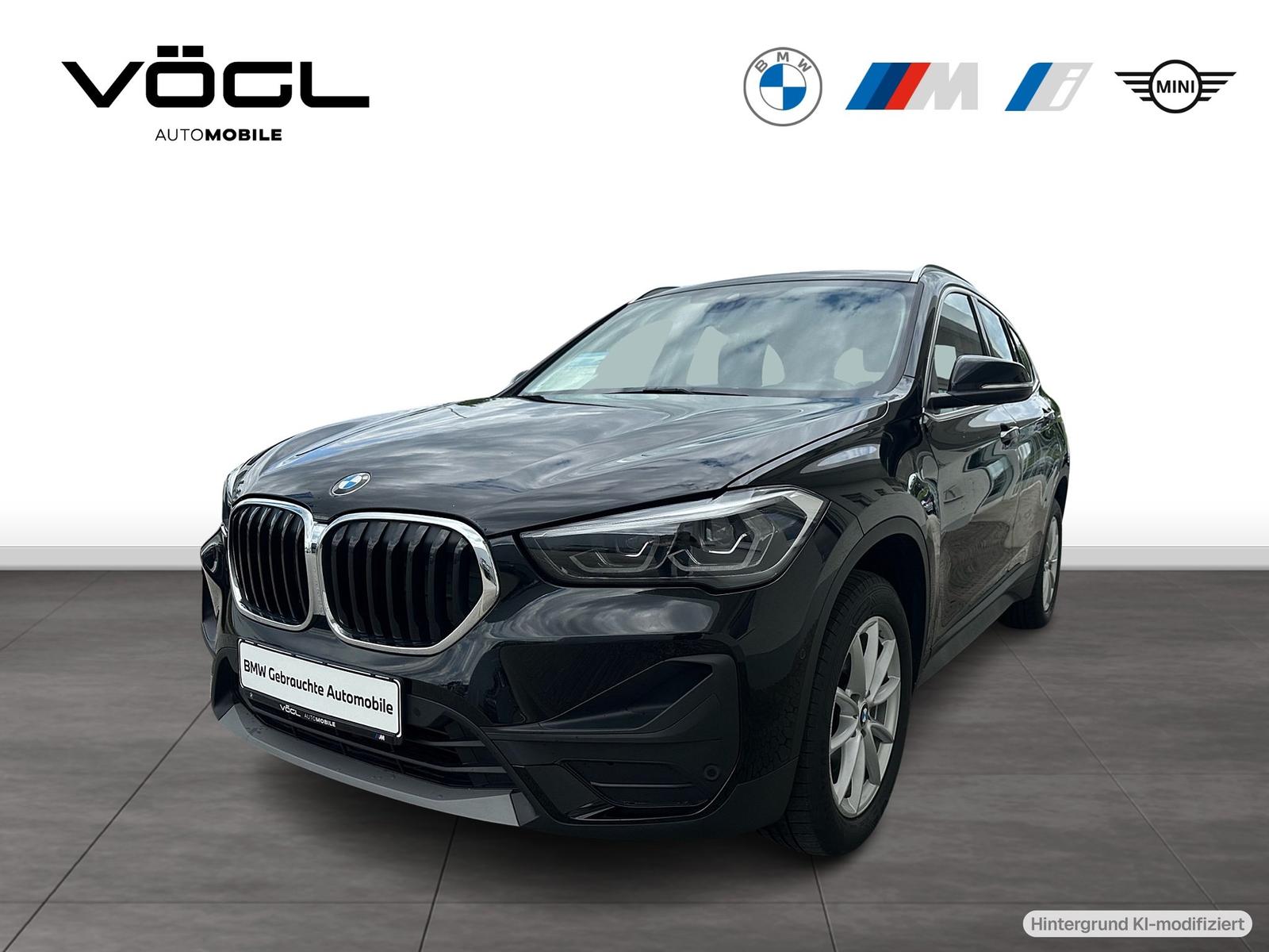 BMW X1 sDrive18d Panorama Glasdach Harman Kardon Bus
