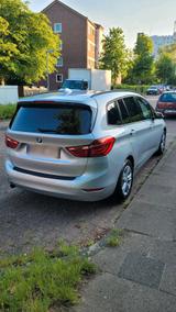BMW Bremen-Blumenthal - BMW 218 Gran Tourer Kombi Gebrauchtwagen