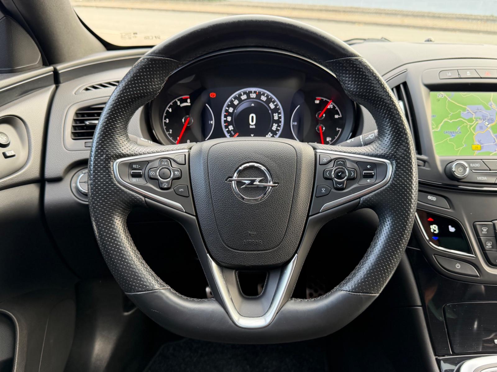 Opel Insignia OPC Line *ACC*KAMERA*NAVI*XENON*GSD*AHK