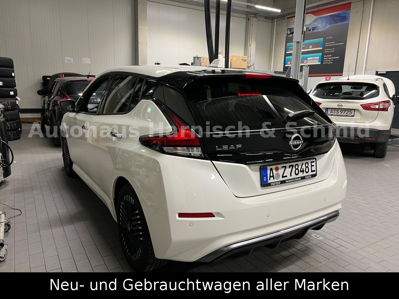 Fahrzeugabbildung Nissan Leaf N-Connecta Winterpaket, Perleffektlack