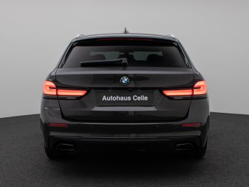 Fahrzeugabbildung BMW 520d xDr Tour AHK HUD HIFI ACC Komfortzug.