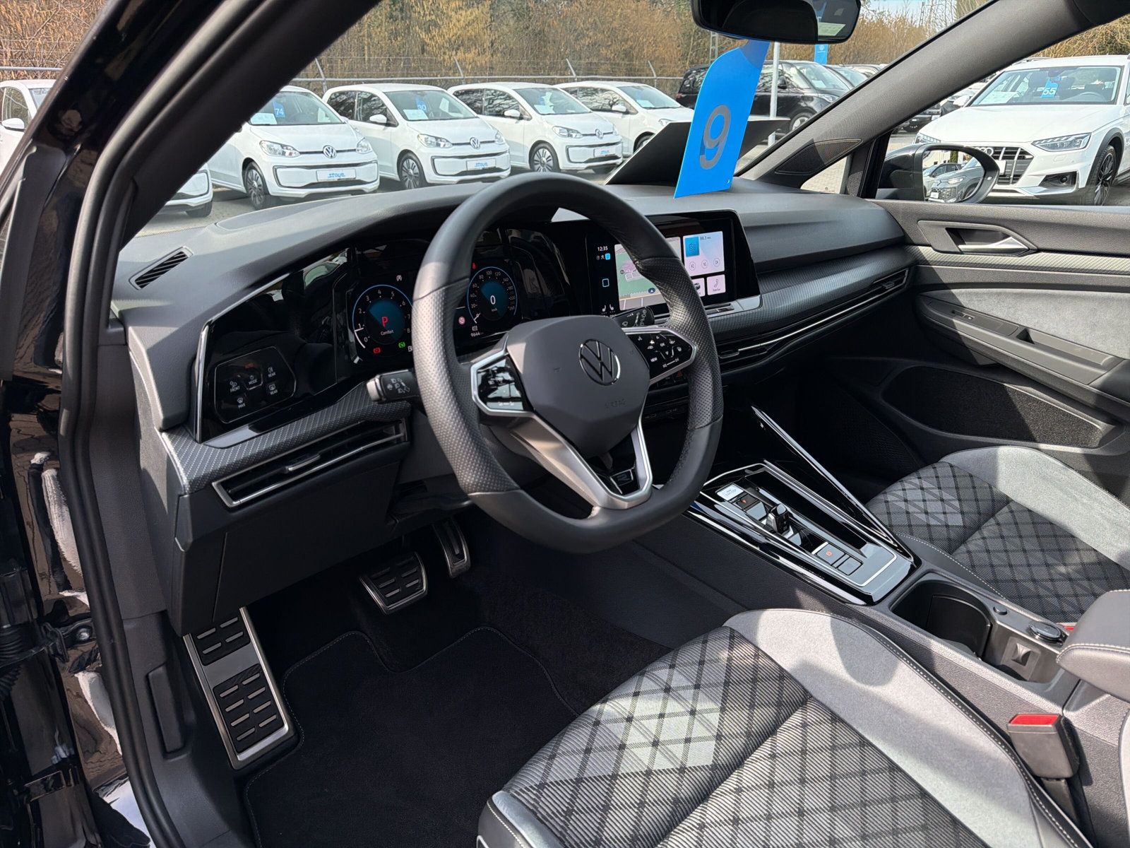 Golf R-Line TSi DSG Navi AZV Kamera ACC LED R-Li