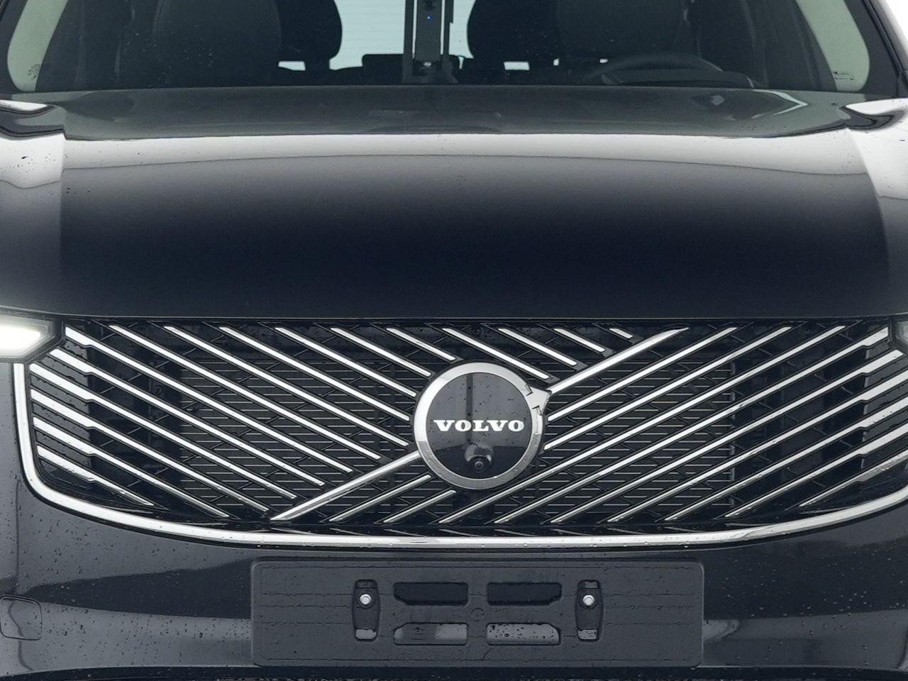Volvo XC90 T8 AWD Ultra Bright !!B&W+MASSAGE+LUFTFW!!
