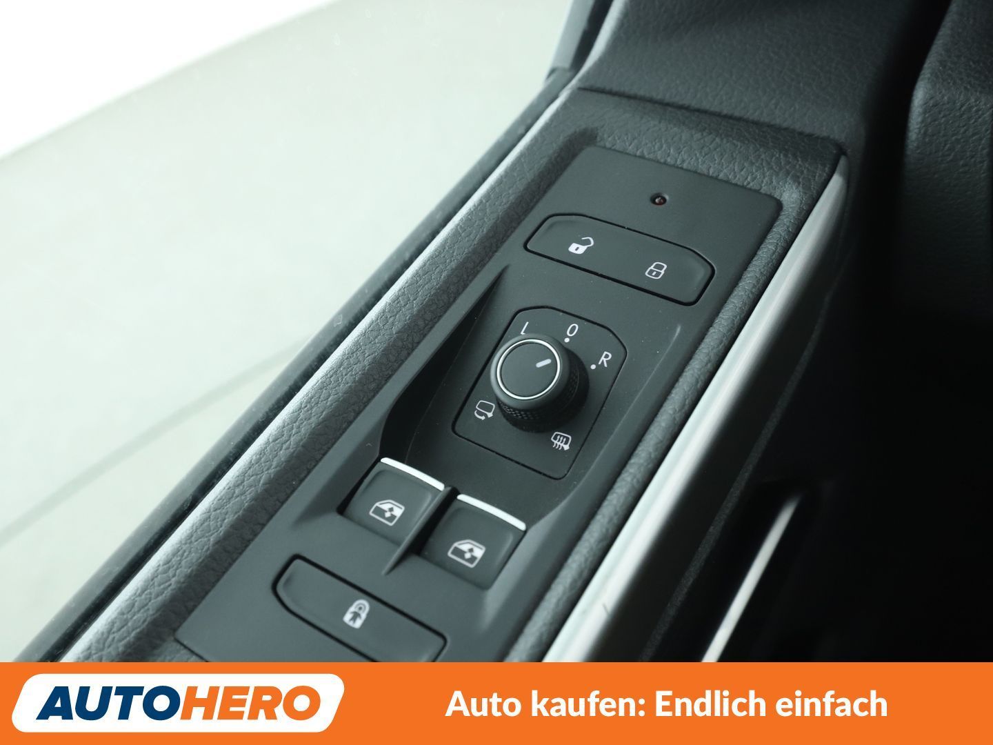 Volkswagen T6 Multivan 2.0 TDI Comfortline FWD Aut. TEMPO foto 24