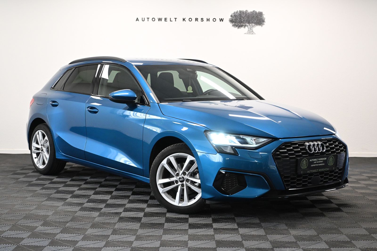 Audi A3 30 TDI S-LINE*AHK*LED*VIRTUAL*2.HAND*S-TRONIC