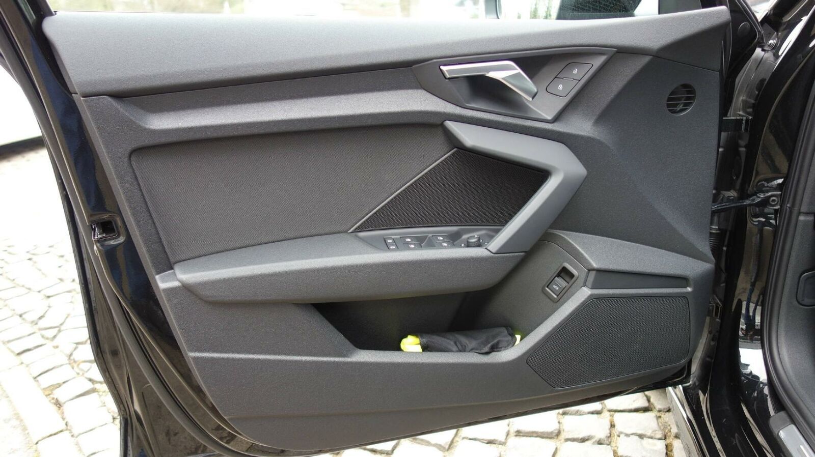 Fahrzeugabbildung Audi A3 Sportback S line 35 TDI S-tronic Business LED