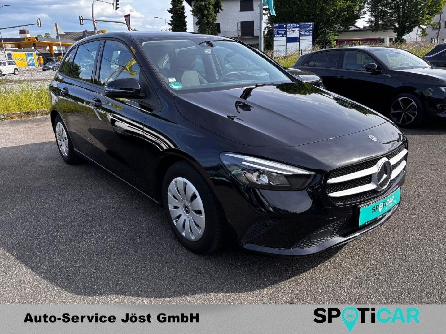 Mercedes-Benz B 200 