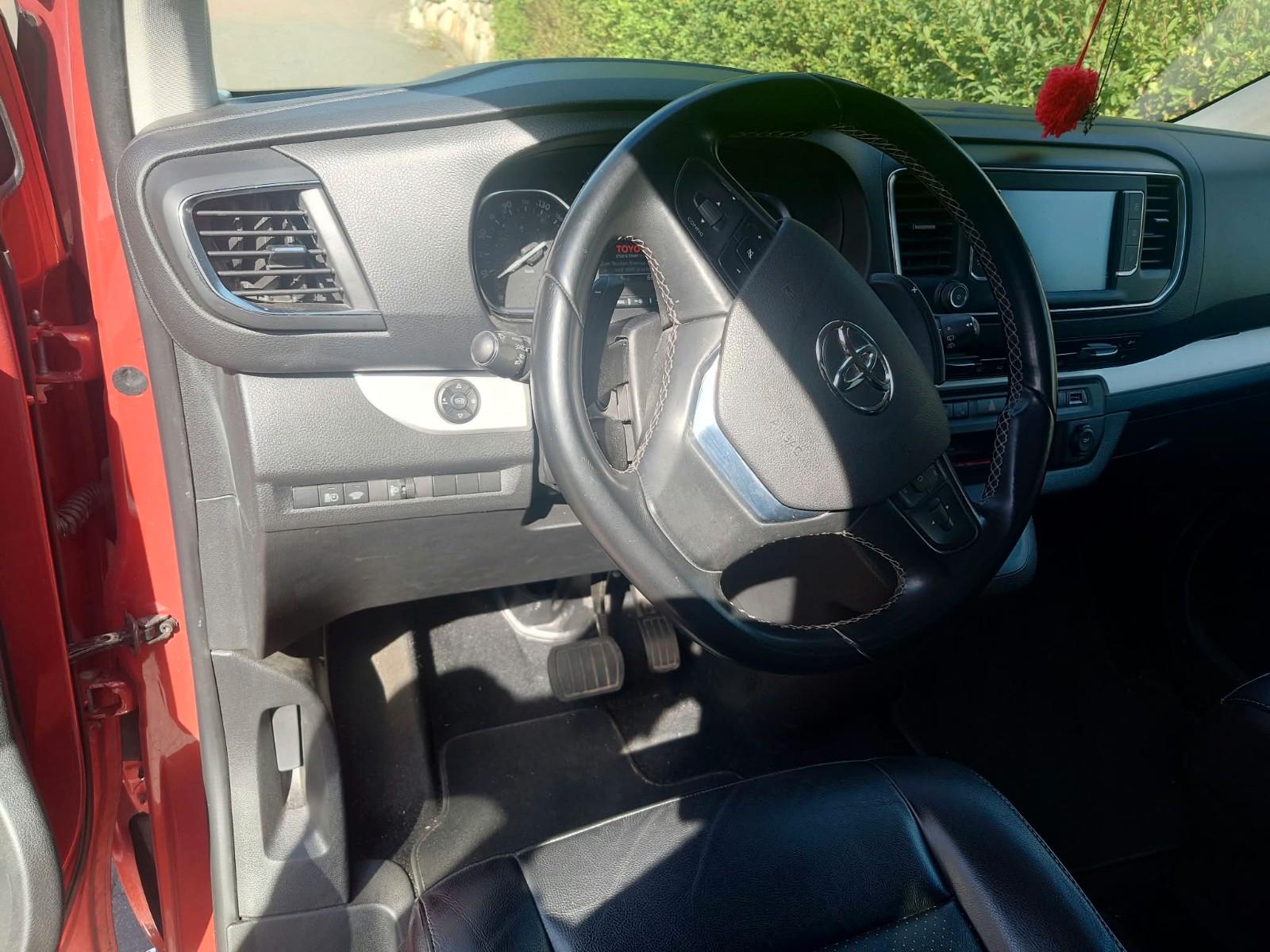 Toyota Proace (Verso) 2,0-l-D-4D 130kW L1 Executive...