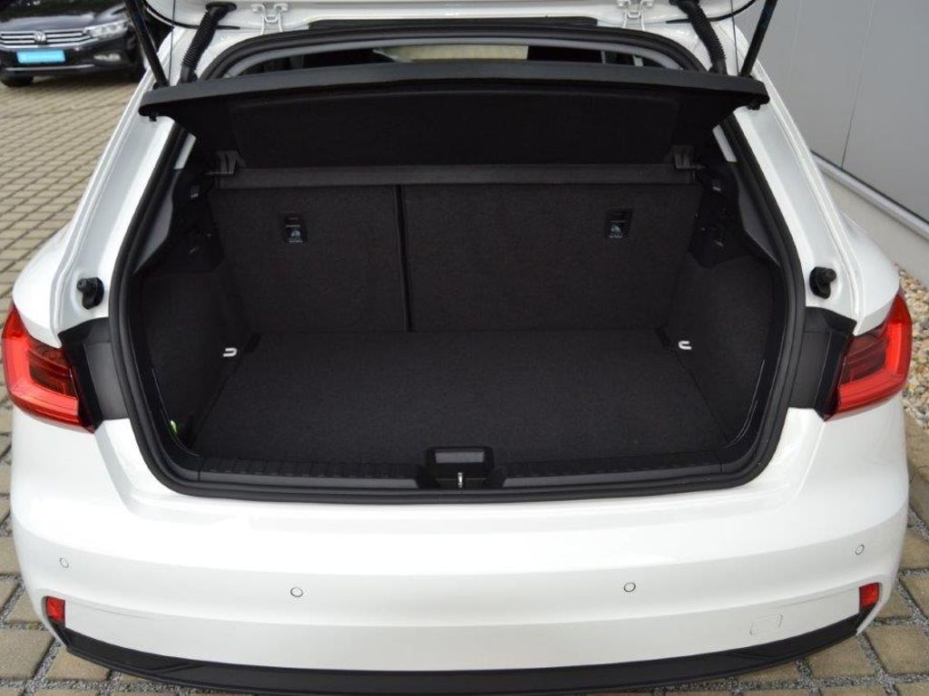 A1 Sportback 30 TFSI 116 PS LED/AVC/APS-PLUS/SHZ