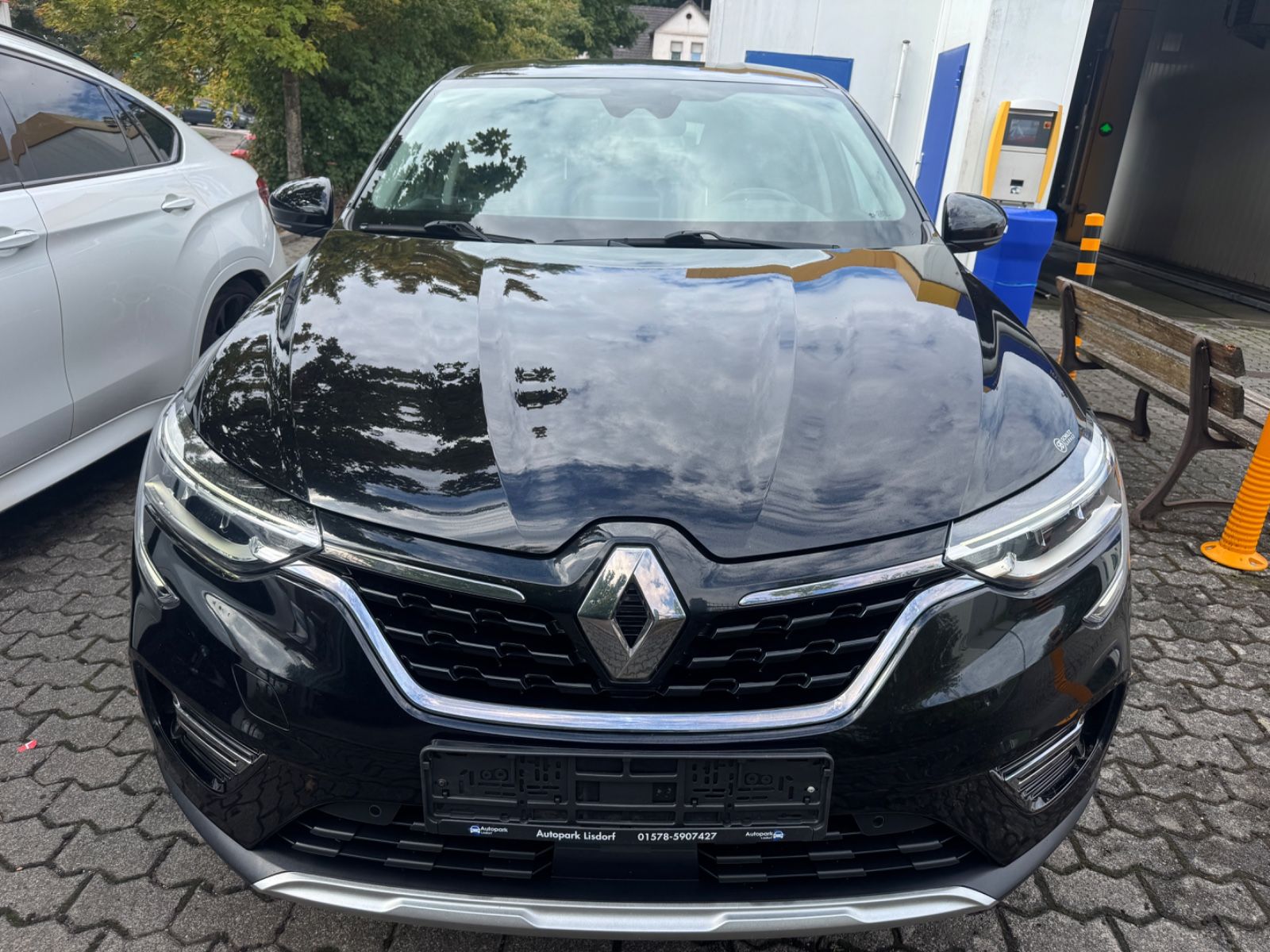 Fahrzeugabbildung Renault Arkana Intens E-Tech LED+NAVI+ACC+Kamera