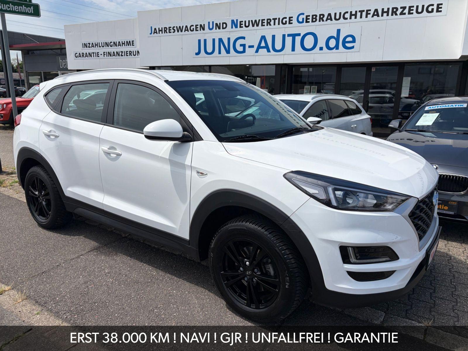 Hyundai Tucson Select 2WD