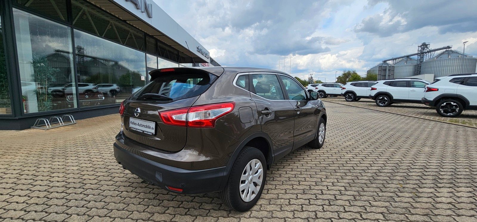 Fahrzeugabbildung Nissan Qashqai 1.2 DIG-T Xtronic Acenta