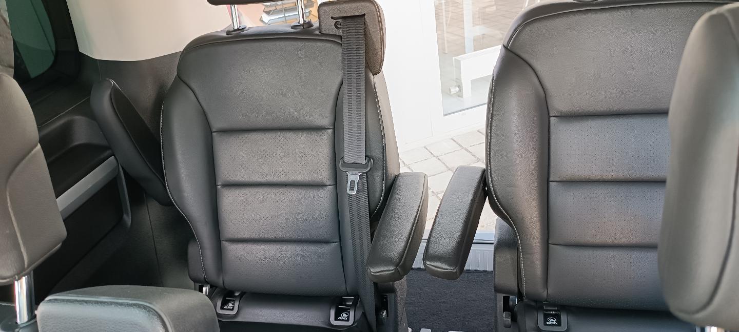 Toyota PROACE VERSO Executive Standheizung