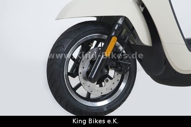 Fahrzeugabbildung Kymco LIKE II 125i ABS - Inkl. Topcase-LED-USB-2026er