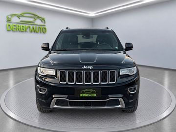 Jeep Grand Cherokee - 2