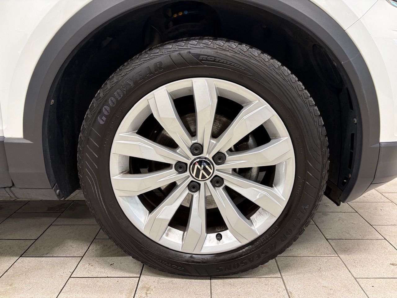 T-Roc Sport 1.5 TSI DSG AHK NAVI ACC RFK SHZ