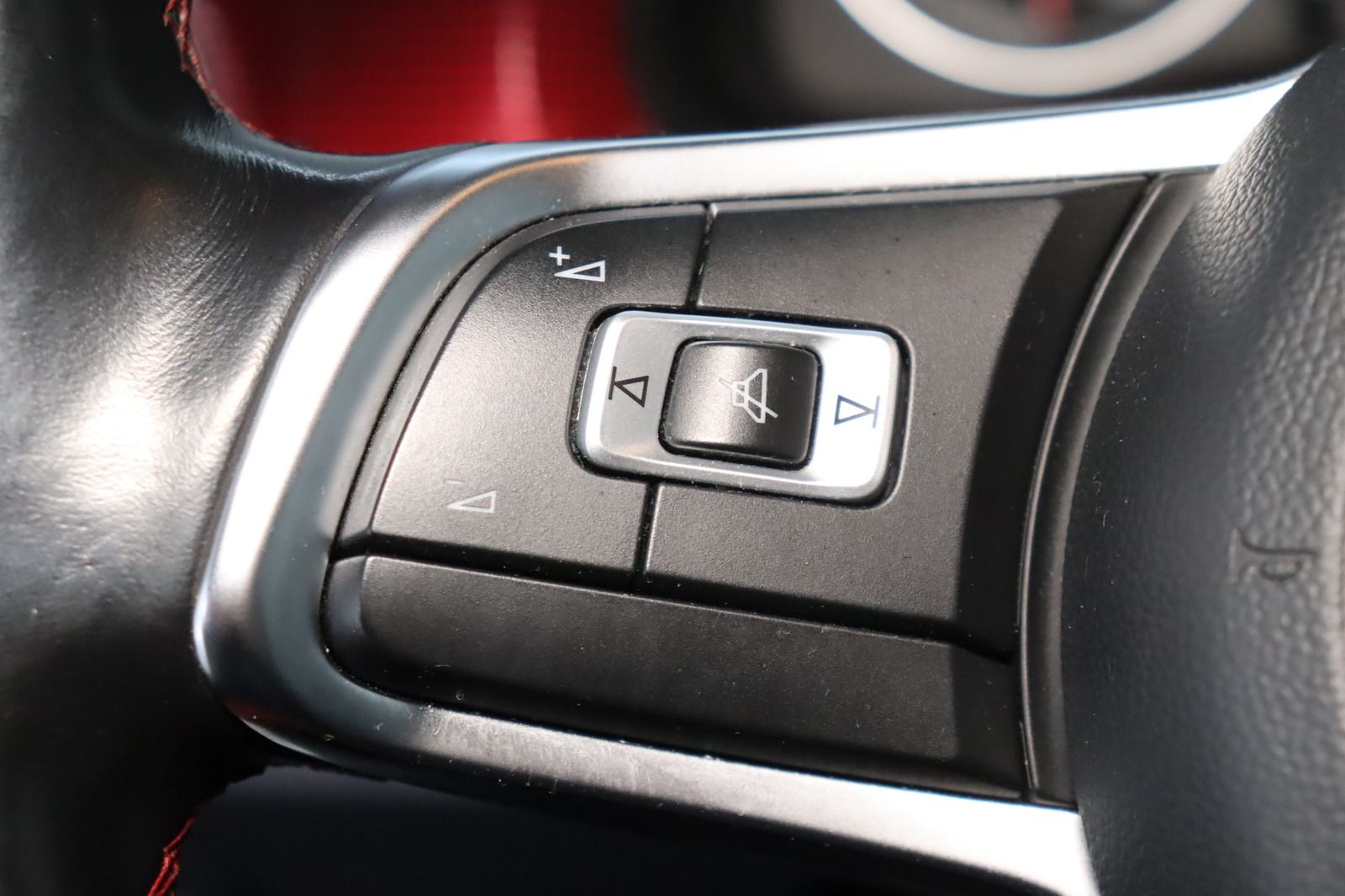 Fahrzeugabbildung Volkswagen up! GTI * Sitzhzg. * Panorama * TOP