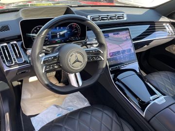 Fahrzeugabbildung Mercedes-Benz S 580 e Lang AMG Pano Burmester HUD Leder uvm.