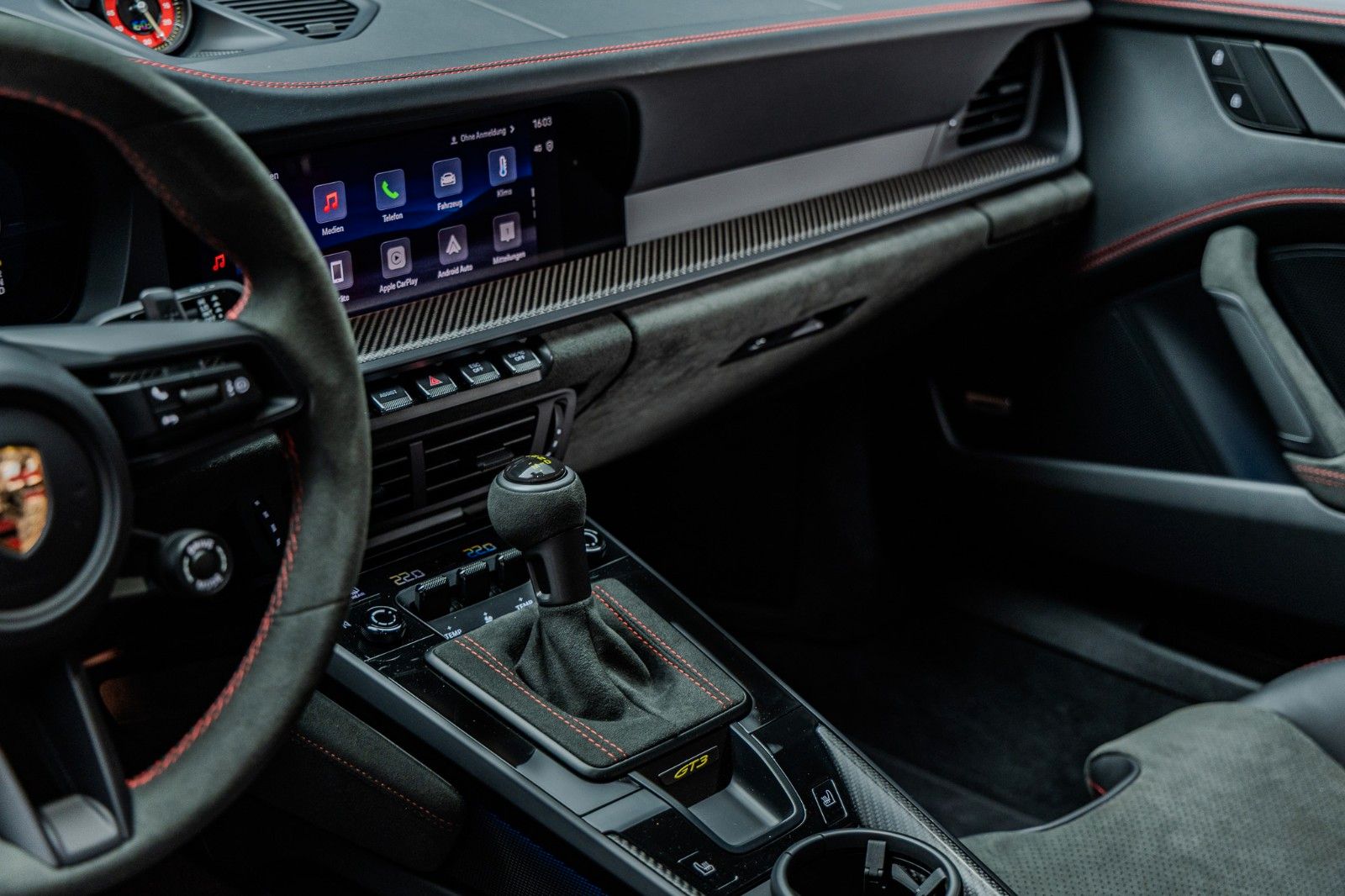 Fahrzeugabbildung Porsche GT3 + 1. Hand + 1.835 km + Lift + Carbon + BOSE