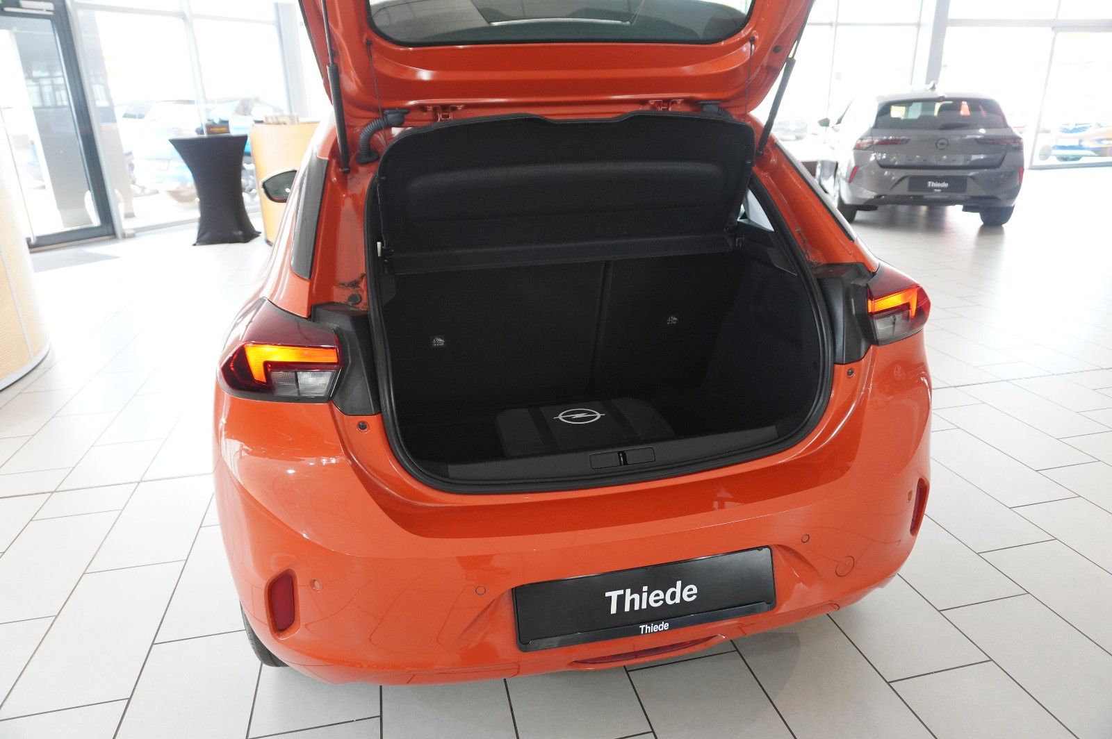 Fahrzeugabbildung Opel Corsa-e F EDITION 3-PHASIG NAVI/VIRT./SPORT/DAB+