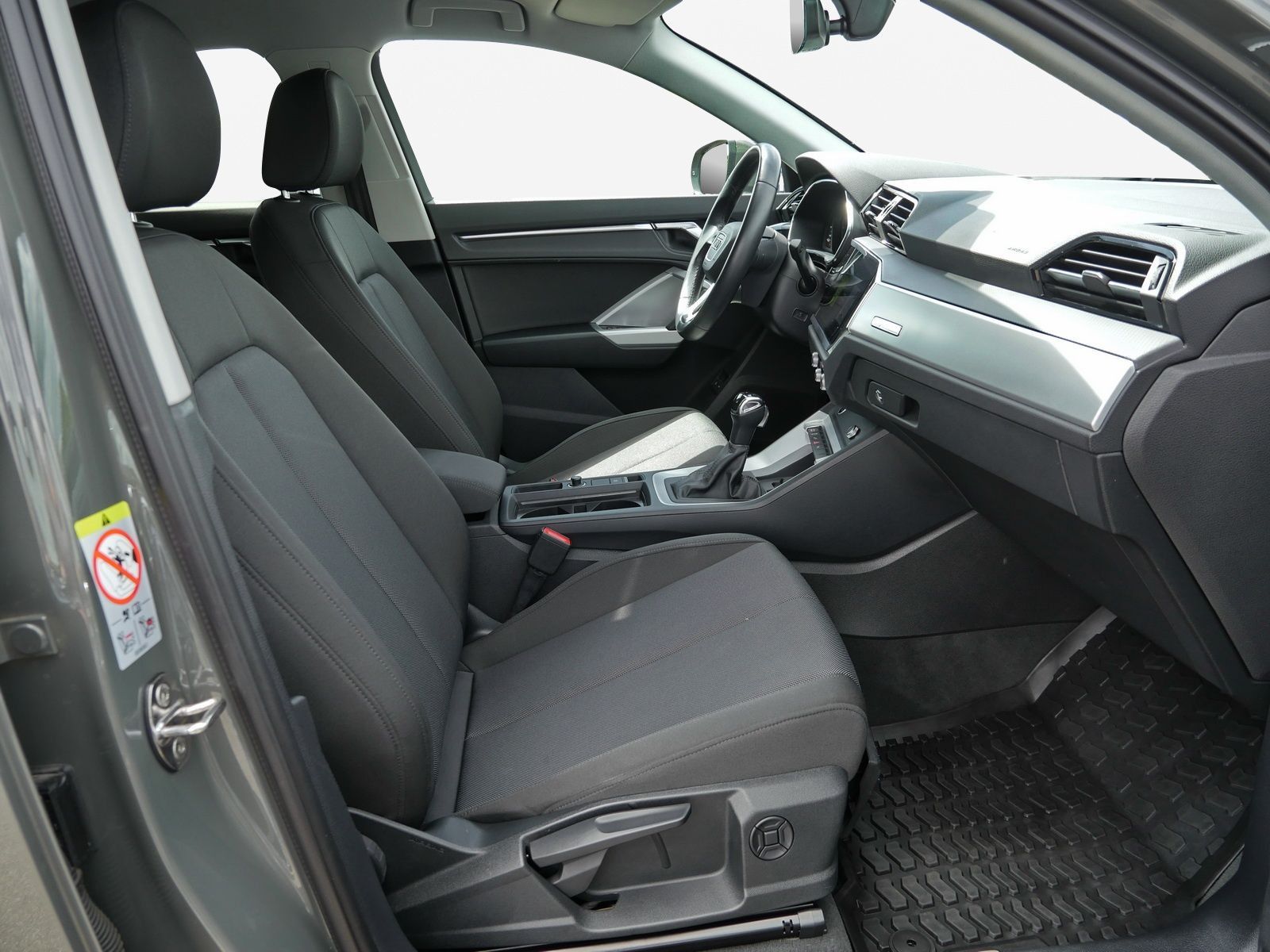 Audi Q3 Sportback 45 TFSIe Business*AHK*LED*ACC* foto 4