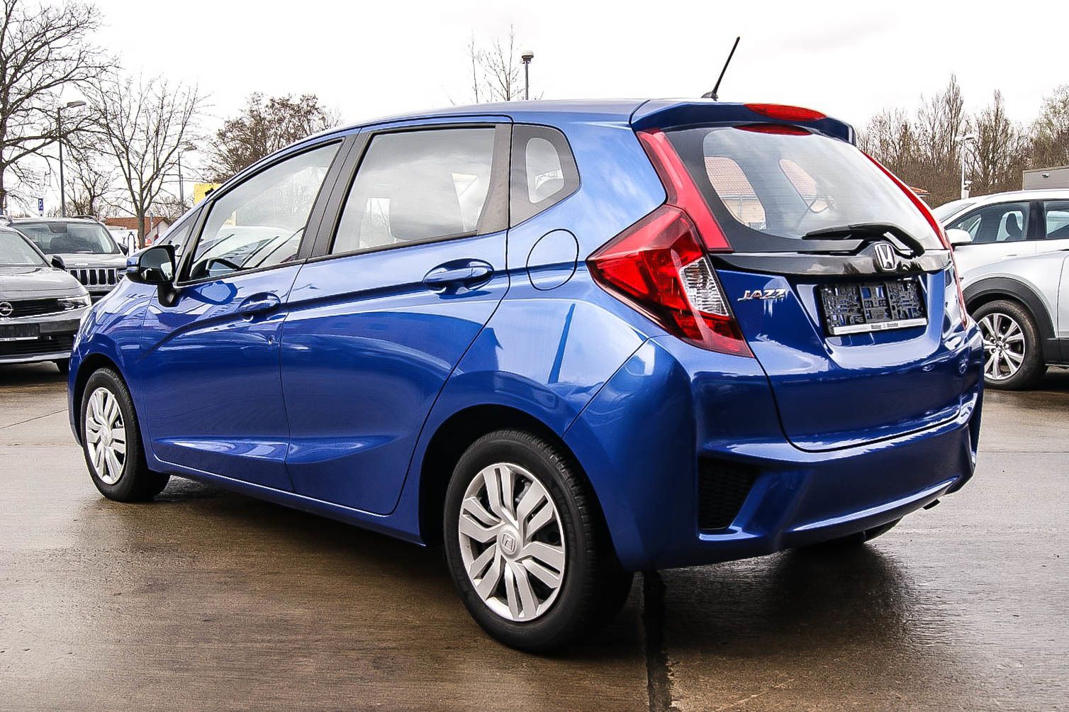 Fahrzeugabbildung Honda Jazz 1.3 i-VTEC Trend SPORTY BLUE RENTNERBESITZ