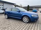 Audi A3 1.6 S line Sportpaket plus*PDC*SitzH*Xenon* - Audi A3 aus 2004: Line