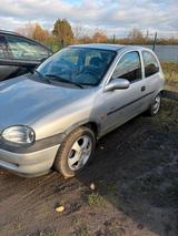 Opel corsa B - Opel Corsa aus 2000: B
