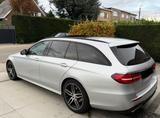 Mercedes-Benz E 220d T AMG Line Autom. AMG Line - Mercedes-Benz E 220: AMG