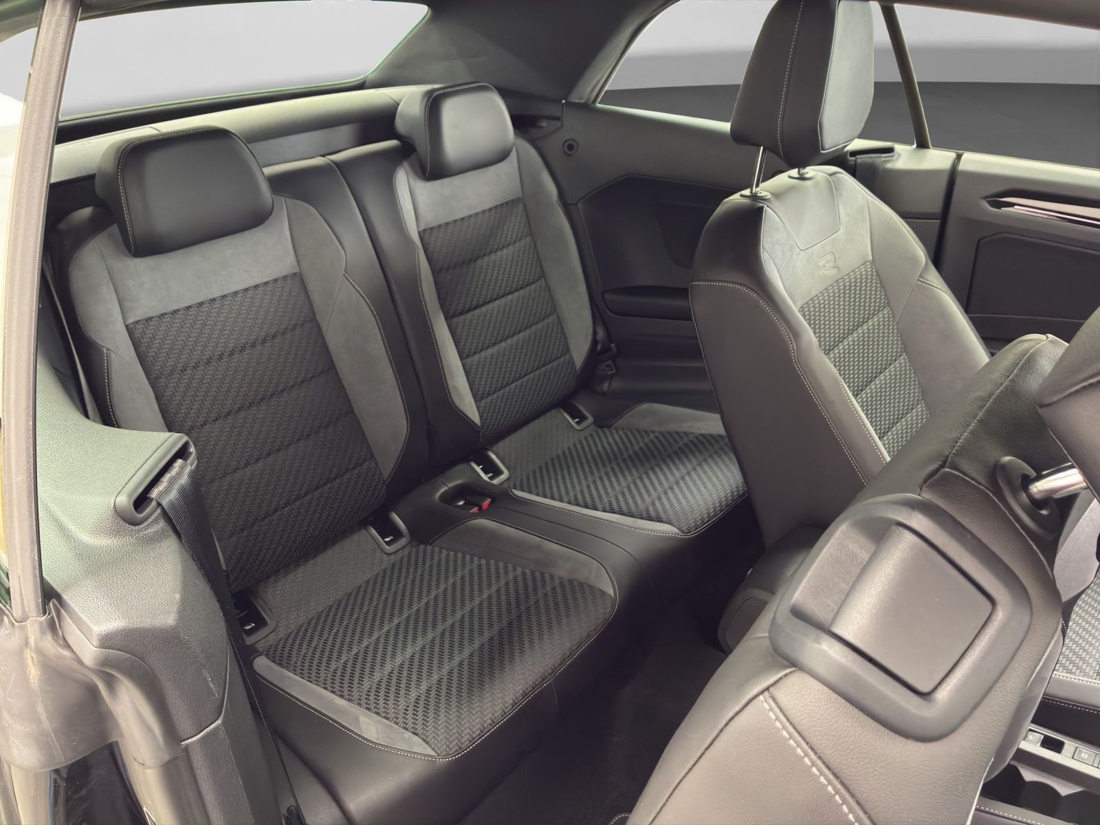 Volkswagen T-Roc - Bild 6