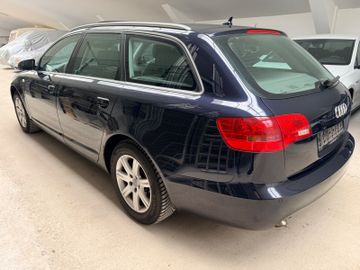Audi A6 - 6