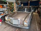 Mercedes-Benz Mercedes Strich 8 200d - Mercedes-Benz 200: 8