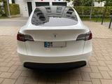 Tesla Gepflegter Tesla Model Y Standard Range AHK BYD - Tesla Model Y in Düsseldorf