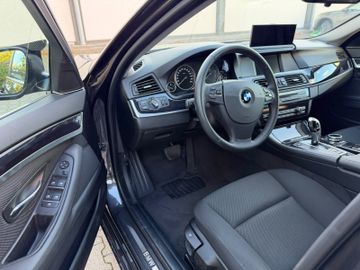 BMW 523 - 9