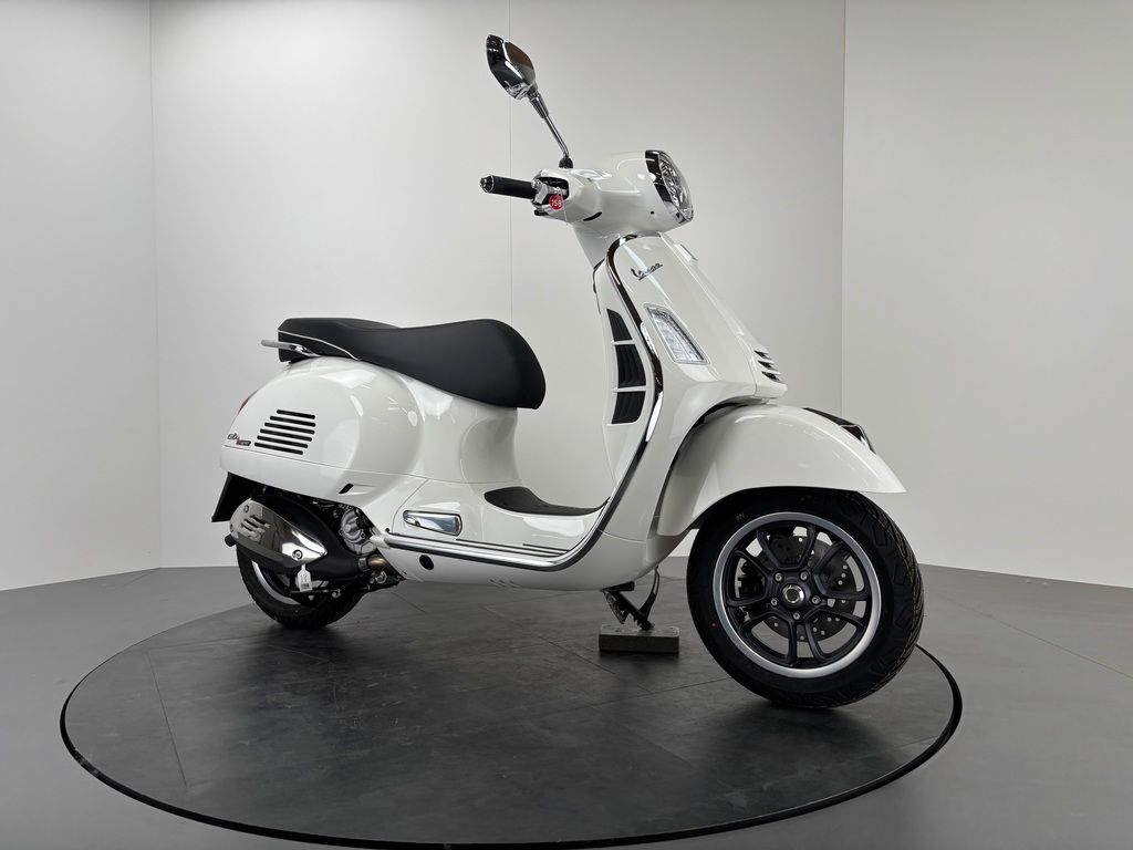 Fahrzeugabbildung Vespa GTS 310 FL SUPER *NEUFAHRZEUG 2026 *