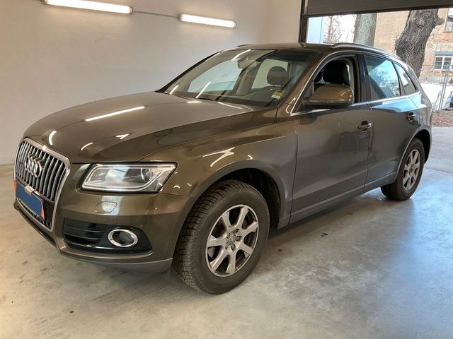 Audi Q5 2.0 TFSI quattro +BI-XEN.+AHK+LEDER+NAVI+SHZ+