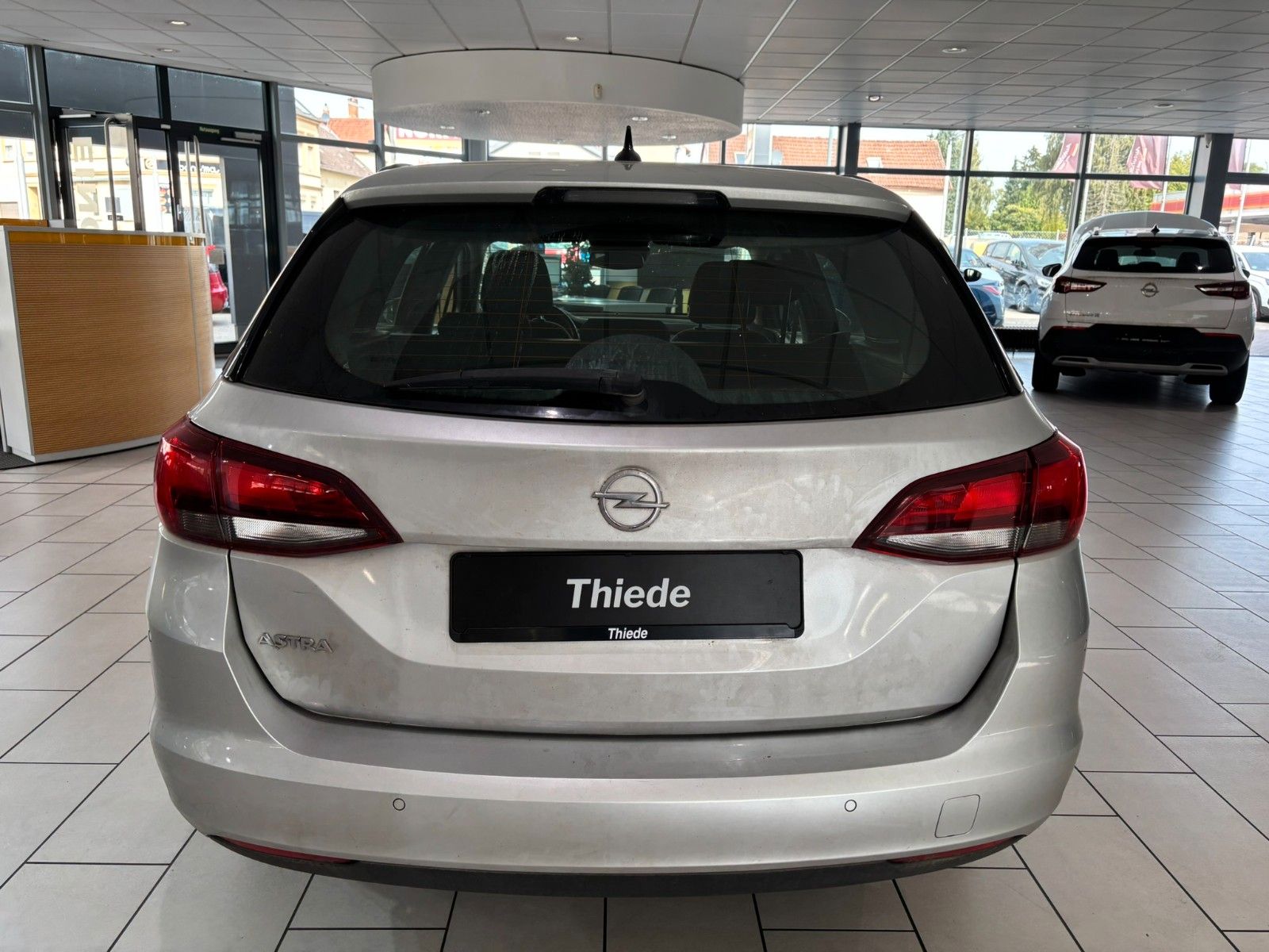 Fahrzeugabbildung Opel Astra K ST 1.6D NAVI/SHZ/LHZ/PDC/ABST.TEMPOMAT