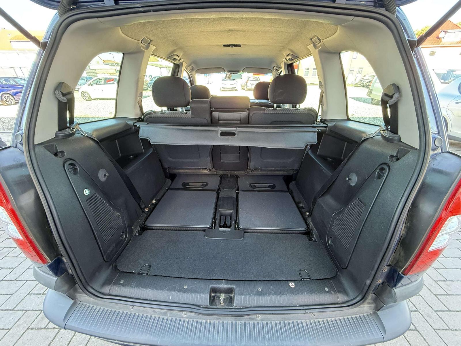 Opel Zafira 2005 — photo 15