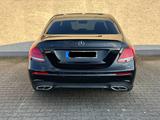 Mercedes-Benz E 400 d 4MATIC AMG Line - HUD - AHK - Distronic  - Mercedes-Benz E 400 mit Diesel-Antrieb: Limousine, Automatik