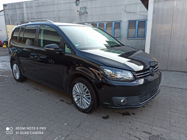 Volkswagen Touran Cup Comfortline 1,4 TSI/DSG/Bi Xenon/Navi