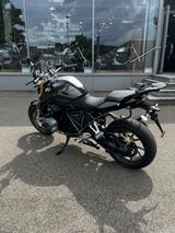 BMW R 1200 R Touring- , Dynamik- & Komfortpaket - BMW NAKED BIKE