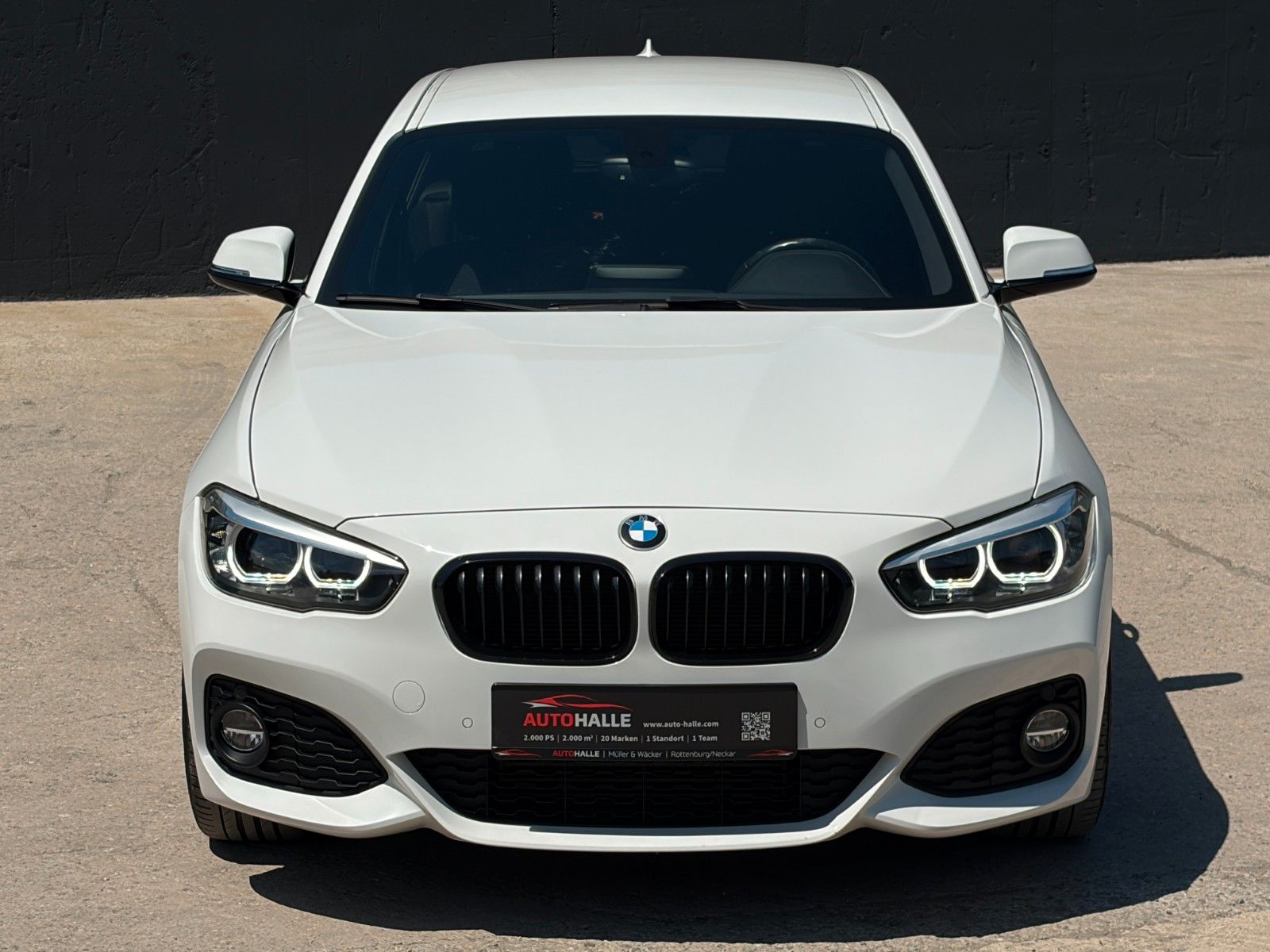 Fahrzeugabbildung BMW 118i M Sport Shadow Navi SHZ PDC LED BT HiFi
