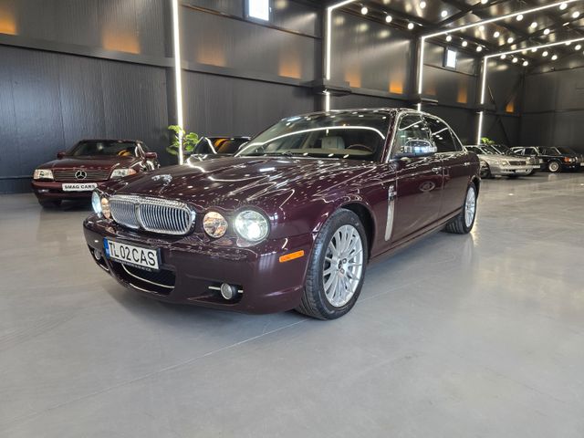 Jaguar XJ Daimler  SUPER EIGHT  LWB