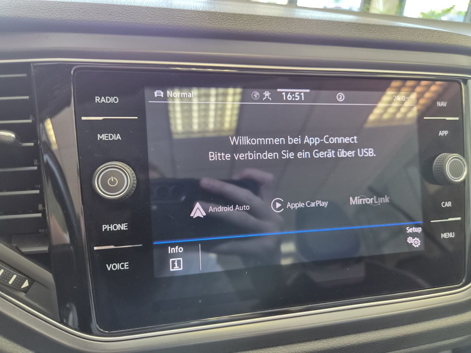 Fahrzeugabbildung Volkswagen T-Roc Cabriolet Style/KLIMA/SCHECKHEFT